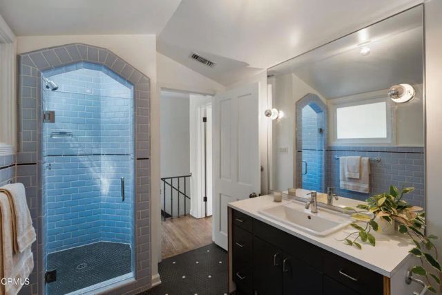 2377 W Silver Lake Drive, Los Angeles, CA 90039