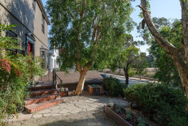 2377 W Silver Lake Drive, Los Angeles, CA 90039