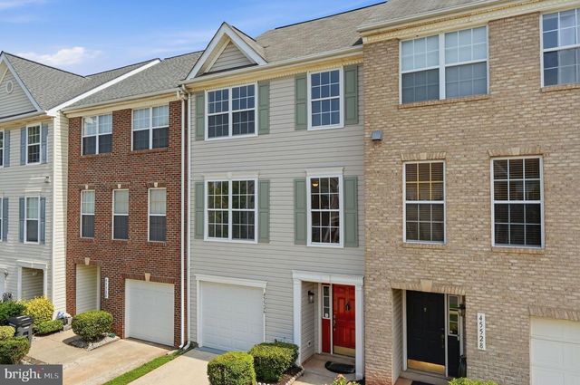45526 LAKE HAVEN TER, Sterling, VA 20165