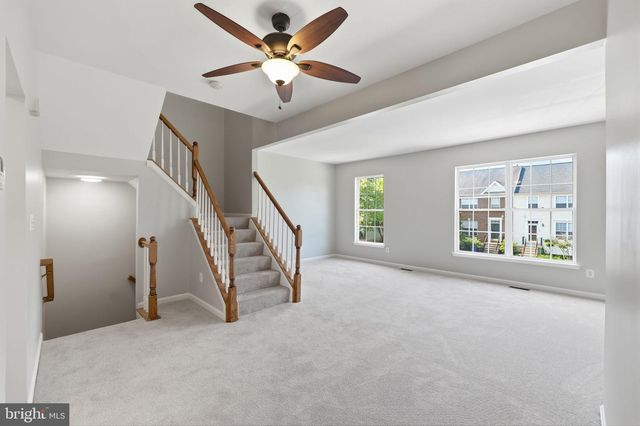 45526 LAKE HAVEN TER, Sterling, VA 20165