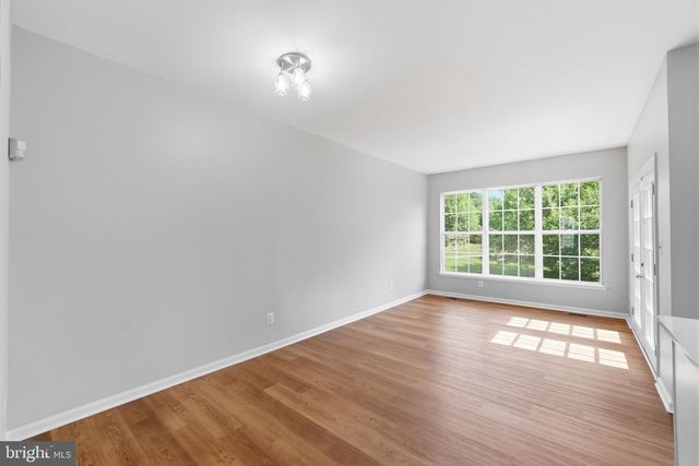 45526 LAKE HAVEN TER, Sterling, VA 20165