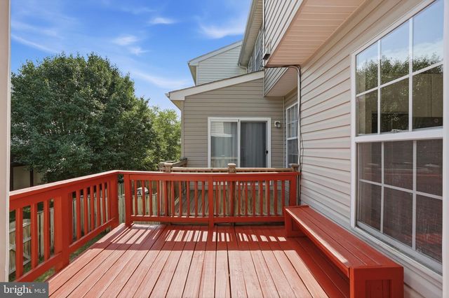 45526 LAKE HAVEN TER, Sterling, VA 20165
