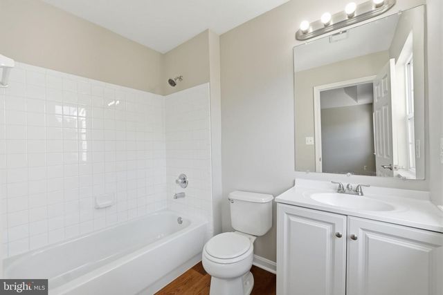 45526 LAKE HAVEN TER, Sterling, VA 20165