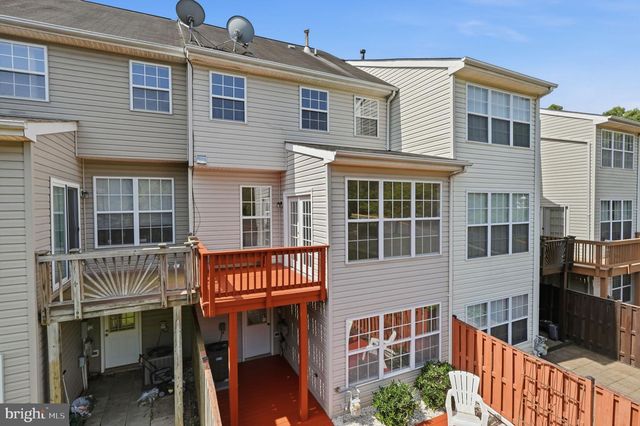 45526 LAKE HAVEN TER, Sterling, VA 20165
