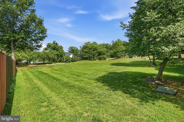 45526 LAKE HAVEN TER, Sterling, VA 20165