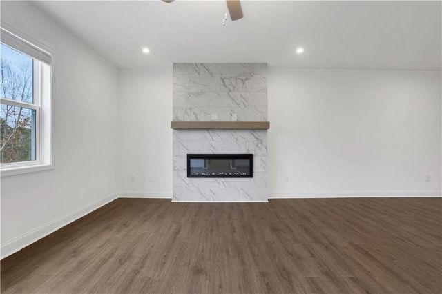 6005 Haviland Alley, Sugar Hill, GA 30518