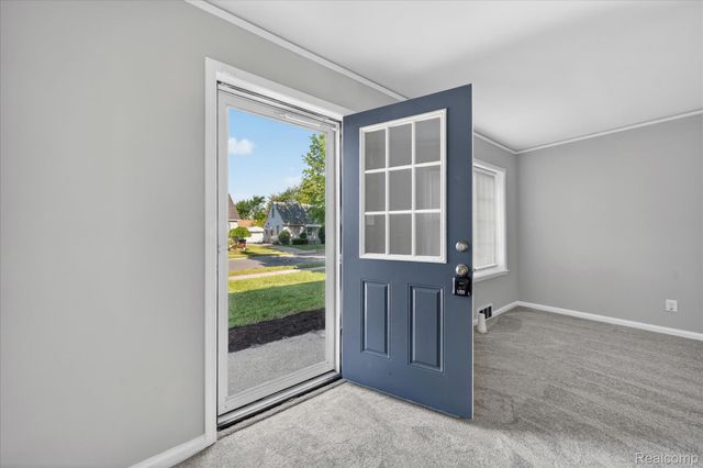 3024 Wolcott Street, Ferndale, MI 48220