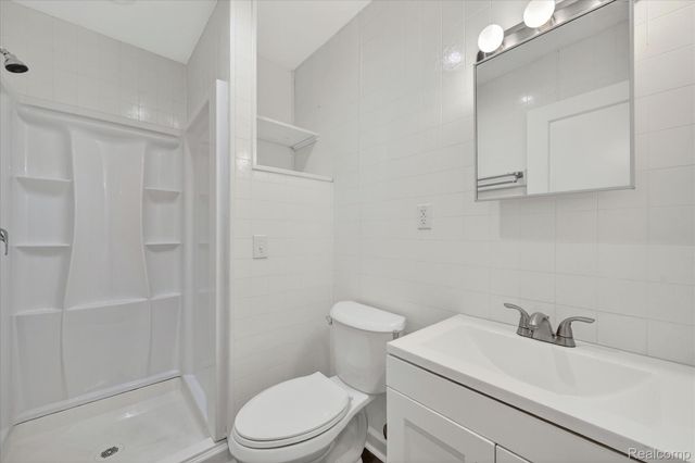 3024 Wolcott Street, Ferndale, MI 48220