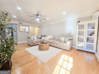 6851 Roswell Road I-18, Atlanta, GA 30328
