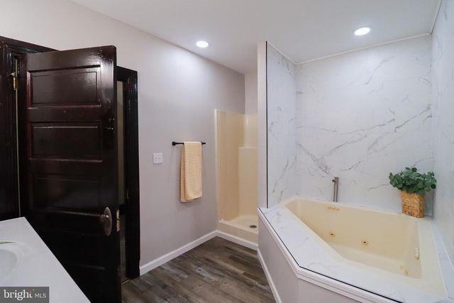 1708 STATE ST, Harrisburg, PA 17103