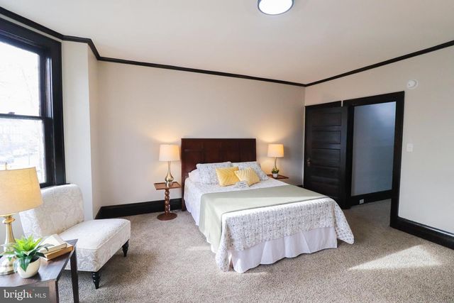 1708 STATE ST, Harrisburg, PA 17103