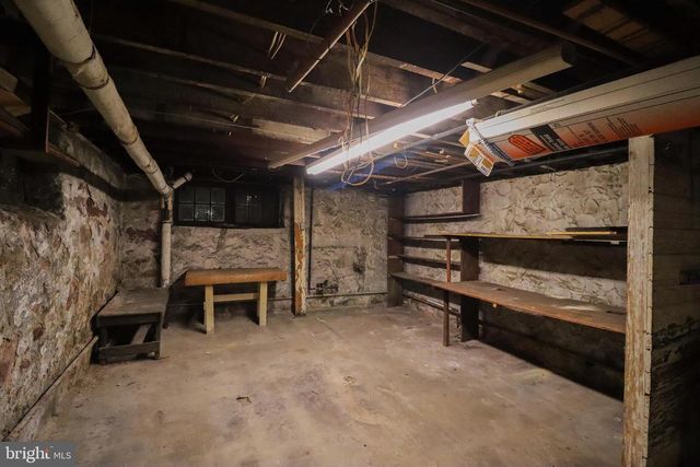 1708 STATE ST, Harrisburg, PA 17103