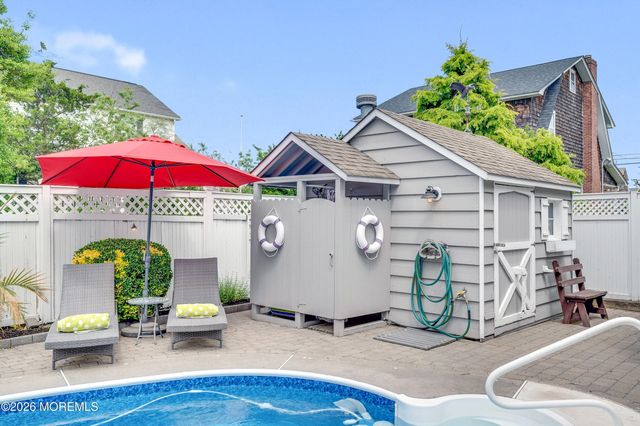 40 Karge Street, Bay Head, NJ 08742