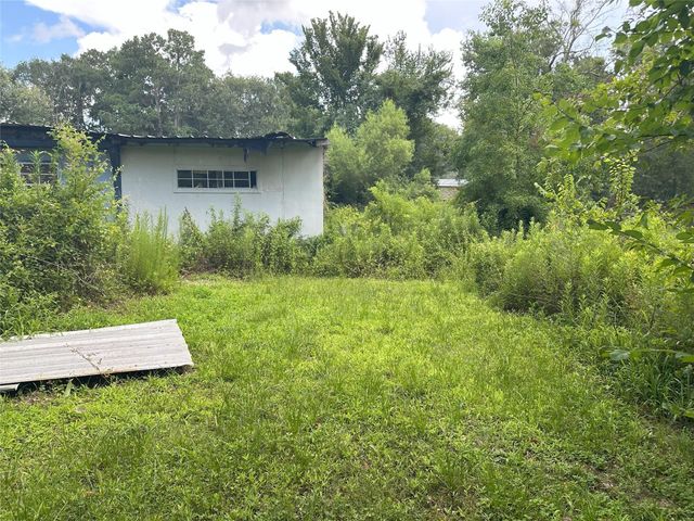 19795 Live Oak N N, New Caney, TX 77357
