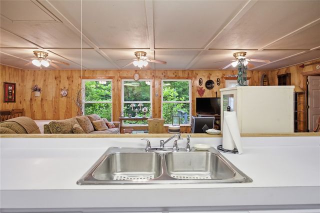 495 Hembree Hill Drive, Westminster, SC 29693
