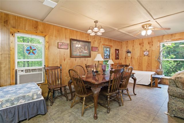 495 Hembree Hill Drive, Westminster, SC 29693