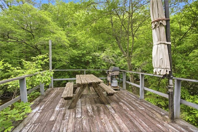495 Hembree Hill Drive, Westminster, SC 29693