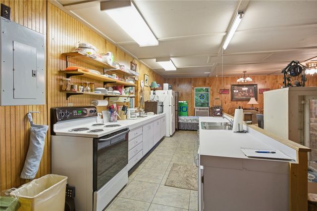 495 Hembree Hill Drive, Westminster, SC 29693