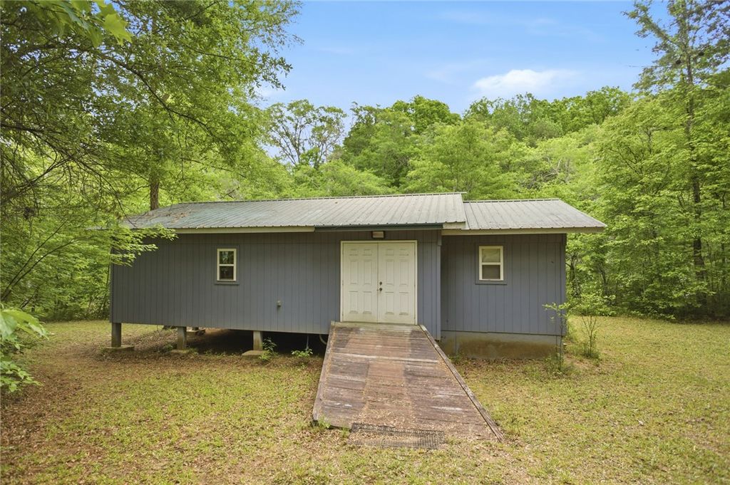 495 Hembree Hill Drive, Westminster, SC 29693