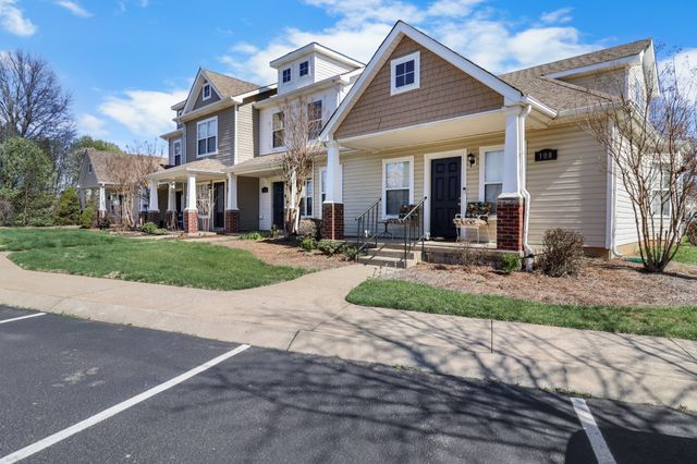 106 Alexander Blvd, Clarksville, TN 37040