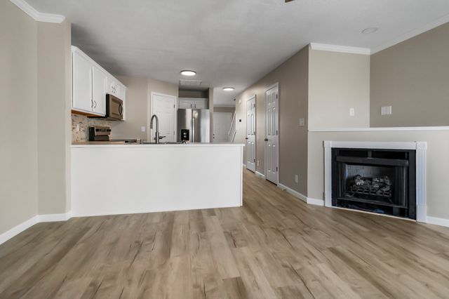 106 Alexander Blvd, Clarksville, TN 37040