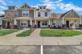 106 Alexander Blvd, Clarksville, TN 37040