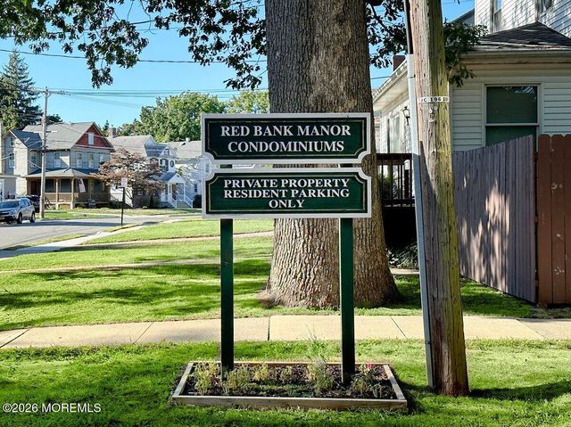 98 Manor Drive, Red Bank, NJ 07701