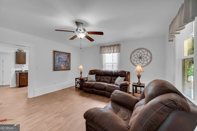 337 State Street, Commerce, GA 30529