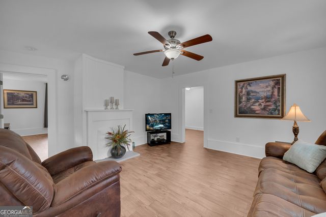 337 State Street, Commerce, GA 30529