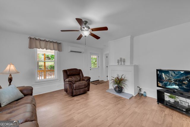 337 State Street, Commerce, GA 30529