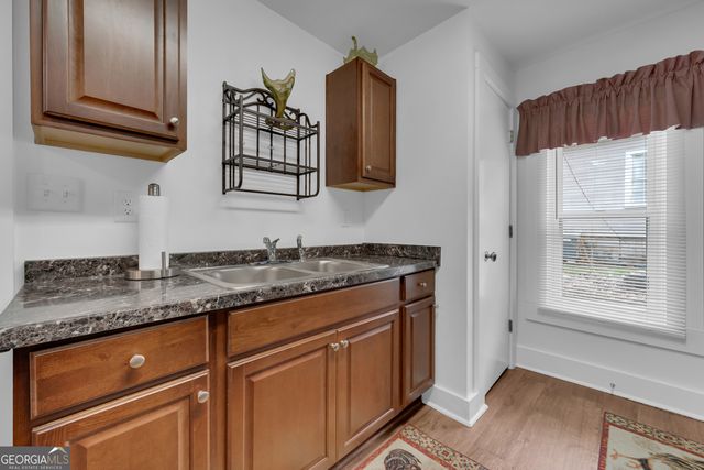 337 State Street, Commerce, GA 30529