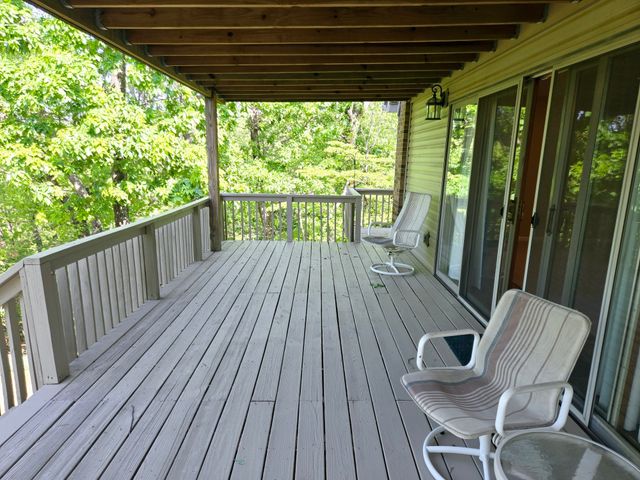 1050 Red Top Hill Rd, Buchanan, TN 38222