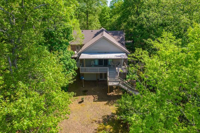 1050 Red Top Hill Rd, Buchanan, TN 38222