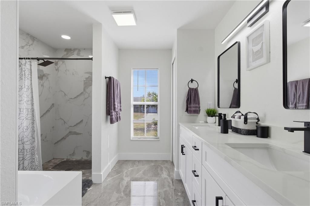 Image 20 of property listing at 619 SW 26th TER, Cape Coral, FL 33914
