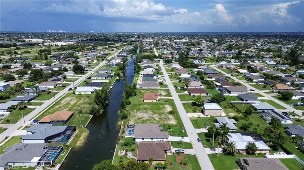 Image 41 of property listing at 619 SW 26th TER, Cape Coral, FL 33914