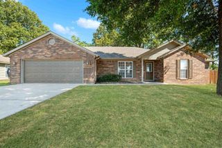 2656 Clayburne Drive, Jonesboro, AR 72405