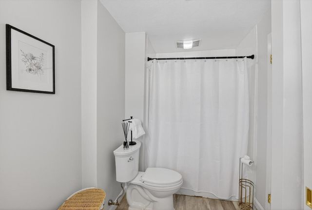 15 San Mateo Dr, Chelmsford, MA 01824