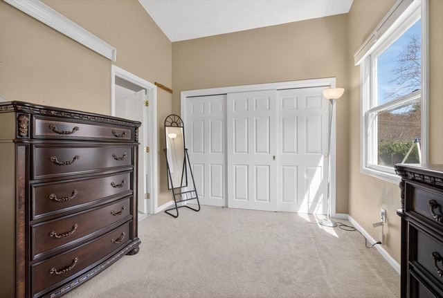 15 San Mateo Dr, Chelmsford, MA 01824