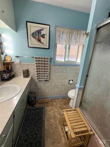 2068 Sherry Ln, Twin Falls, ID 83301