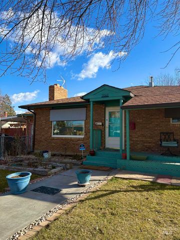 2068 Sherry Ln, Twin Falls, ID 83301