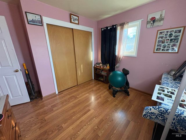 2068 Sherry Ln, Twin Falls, ID 83301