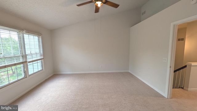 43543 PLANTATION TER, Ashburn, VA 20147