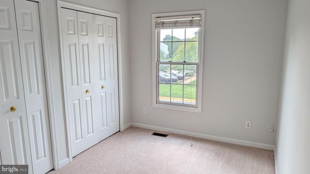 43543 PLANTATION TER, Ashburn, VA 20147