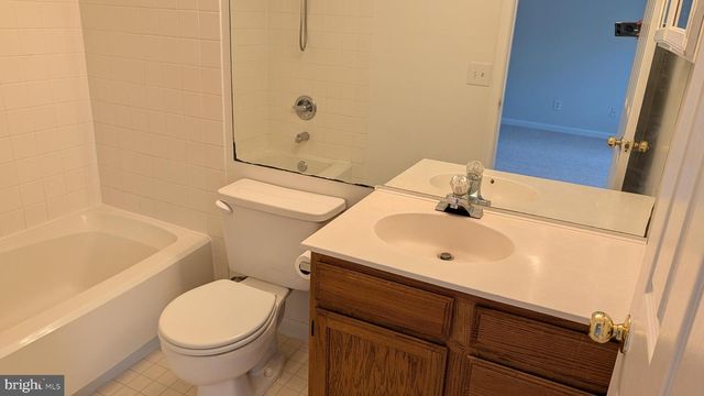 43543 PLANTATION TER, Ashburn, VA 20147