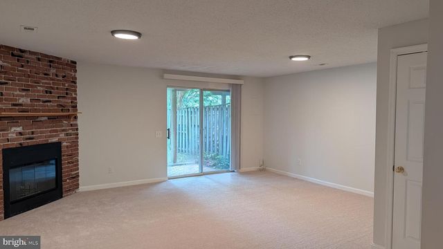 43543 PLANTATION TER, Ashburn, VA 20147