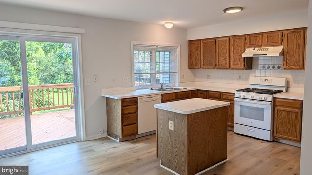 43543 PLANTATION TER, Ashburn, VA 20147