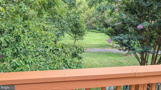 43543 PLANTATION TER, Ashburn, VA 20147