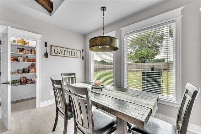 509 Waterfalls Court, Farmington, AR 72730