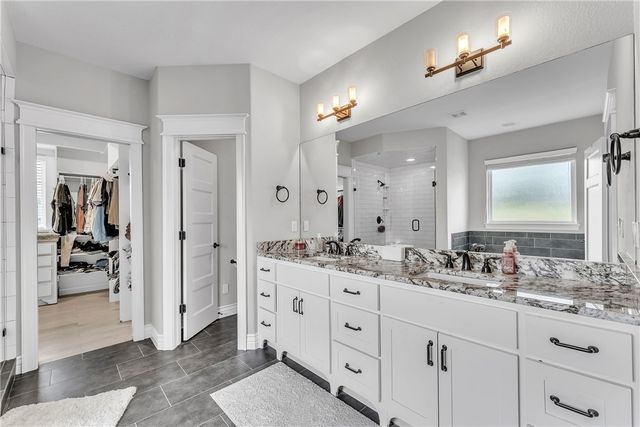 509 Waterfalls Court, Farmington, AR 72730