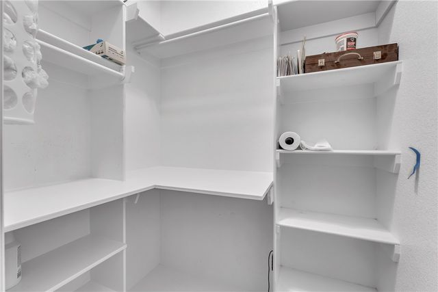 509 Waterfalls Court, Farmington, AR 72730